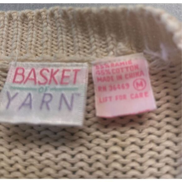 Vintage sweater by Basket of Yarn sz Medium - Picture 6 of 6